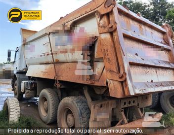 Caminhão Mercedes-Benz Axor 3131 6x4 2p (diesel)(E5)