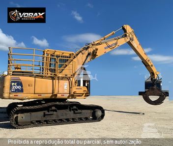 Escavadeira Florestal Komatsu PC200