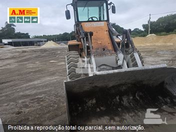 Pá Carregadeira Case W20E