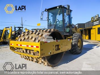 Rolo Compactador Caterpillar CS 54B
