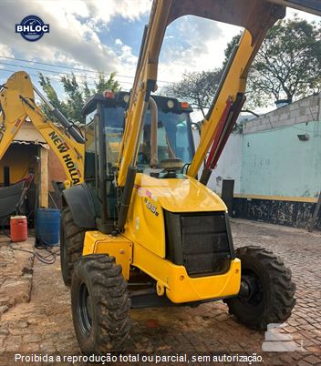 Retro Escavadeira New Holland B95B