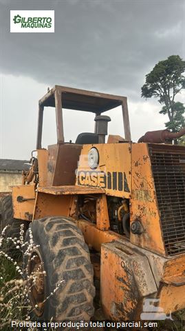 Pá Carregadeira Case W20B