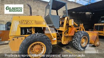 Pá Carregadeira Case W20E
