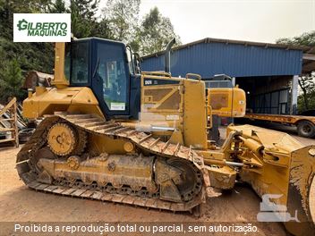 Trator de Esteira Caterpillar D6N