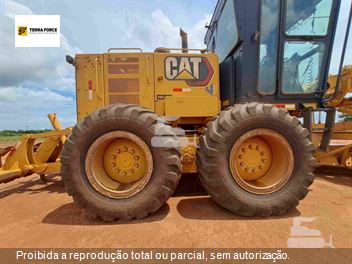 Motoniveladora Caterpillar 140K