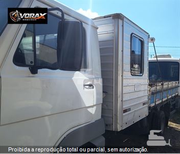 Caminhão Volkswagen 8-150 E DELIVERY 2p (diesel)