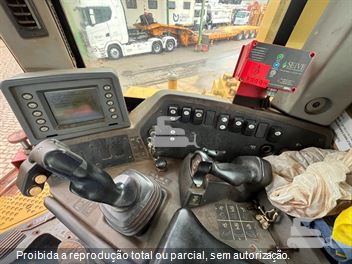 Trator de Esteira Caterpillar D9T