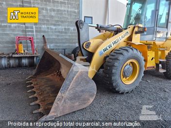 Pá Carregadeira New Holland W130