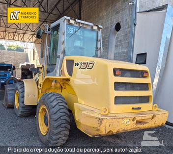 Pá Carregadeira New Holland W130
