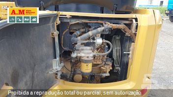 Mini-Escavadeira Caterpillar 302.7
