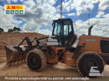 Pá Carregadeira Case W20F