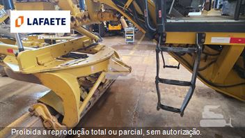 Motoniveladora Caterpillar 140K