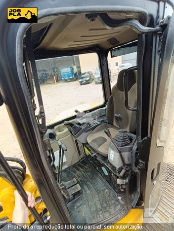 Mini-Escavadeira Caterpillar 305D CR