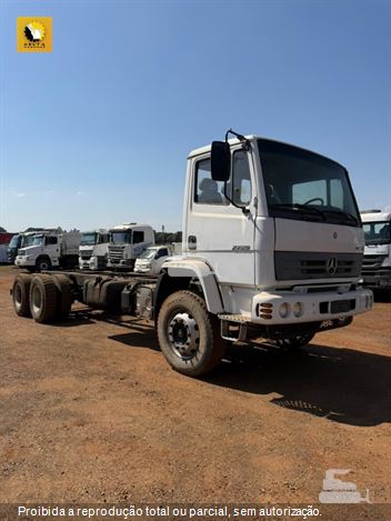 Caminhão Mercedes-Benz Atron 2729 6x4 2p (diesel) (E5)