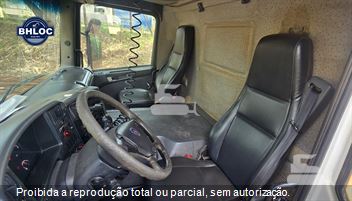 Caminhão Scania P-310 B 6x4 2p (Diesel) (E5)
