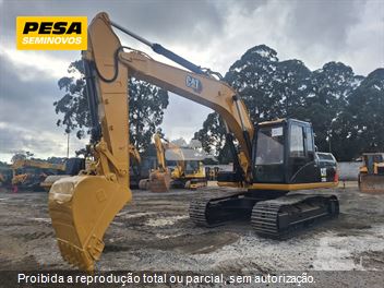 Escavadeira Caterpillar 318D2L
