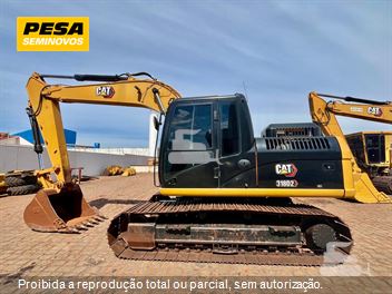 Escavadeira Caterpillar 318D2L