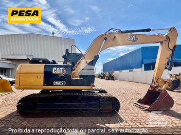 Escavadeira Caterpillar 318D2L