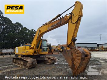 Escavadeira Komatsu PC240