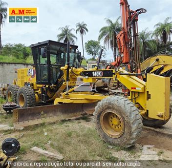 Motoniveladora Caterpillar 140K