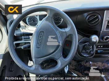 Caminhão Iveco DAILY CHASSI 55C17 2p (Diesel)(E5)