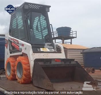 Mini-Carregadeira Bobcat S70