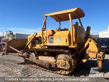 Trator de Esteira Caterpillar D4E