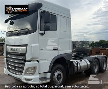 Caminhão DAF XF FTT530 6x4 Space Cab (die)(E5)