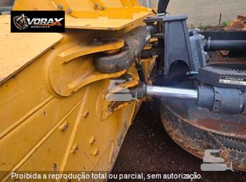 Trator de Esteira John Deere 750J-II