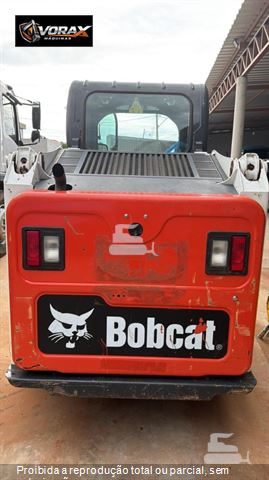 Mini-Carregadeira Bobcat S450