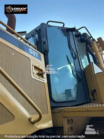 Trator de Esteira Caterpillar D8T