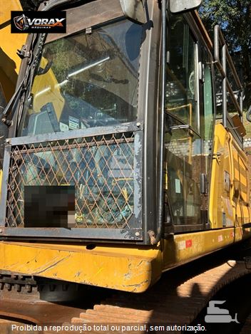 Escavadeira Caterpillar 336