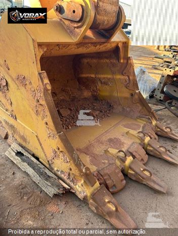 Escavadeira Caterpillar 336