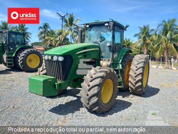 Trator Agrícola John Deere 7230J
