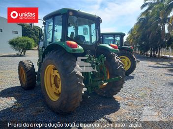 Trator Agrícola John Deere 6100J