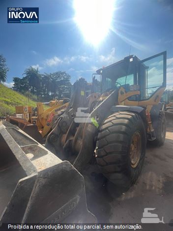 Pá Carregadeira Volvo L90F