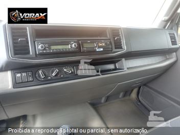 Caminhão Volkswagen 13-180 E Constellation 3-Eixos 2p (Diesel)