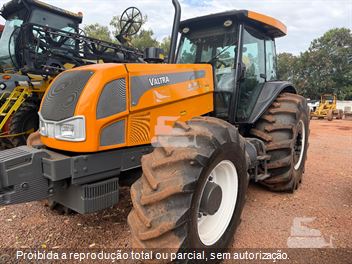 Trator Agrícola Valtra BH185