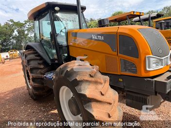 Trator Agrícola Valtra BH185