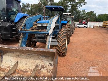 Trator Agrícola New Holland 7630