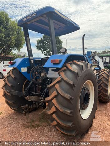 Trator Agrícola New Holland 7630