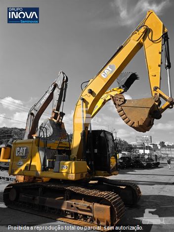 Escavadeira Caterpillar 320