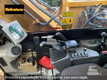Mini-Escavadeira Caterpillar 307E