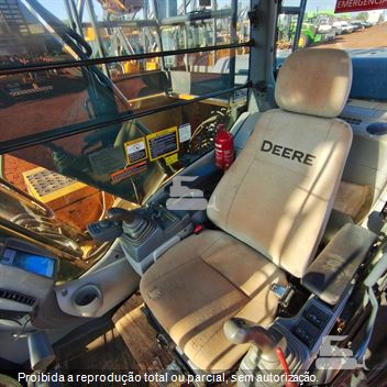 Escavadeira John Deere 200G
