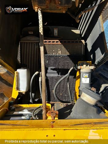 Rolo Compactador Caterpillar CP-533E