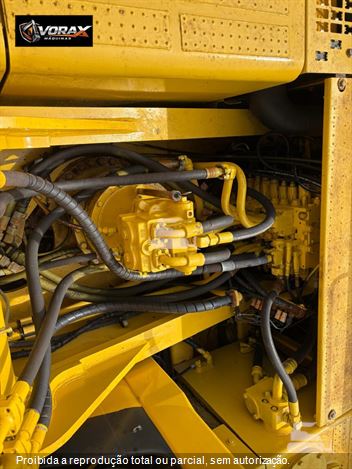 Escavadeira Komatsu PC350