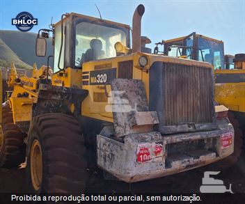 Pá Carregadeira Komatsu WA320