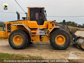 Pá Carregadeira Volvo L120 F