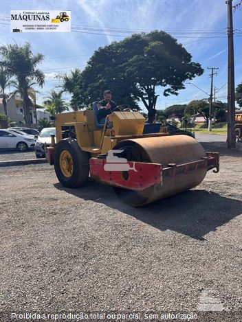 Rolo Compactador Dynapac CA15