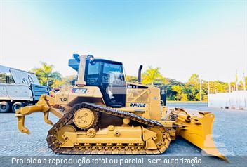 Trator de Esteira Caterpillar D6N XL